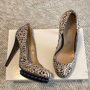 Nicholas Kirkwood Pearl platform pumps- size 37